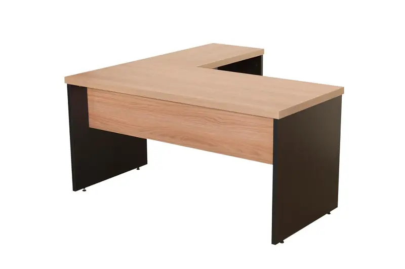 Mesa em L para escritório com painel frontal